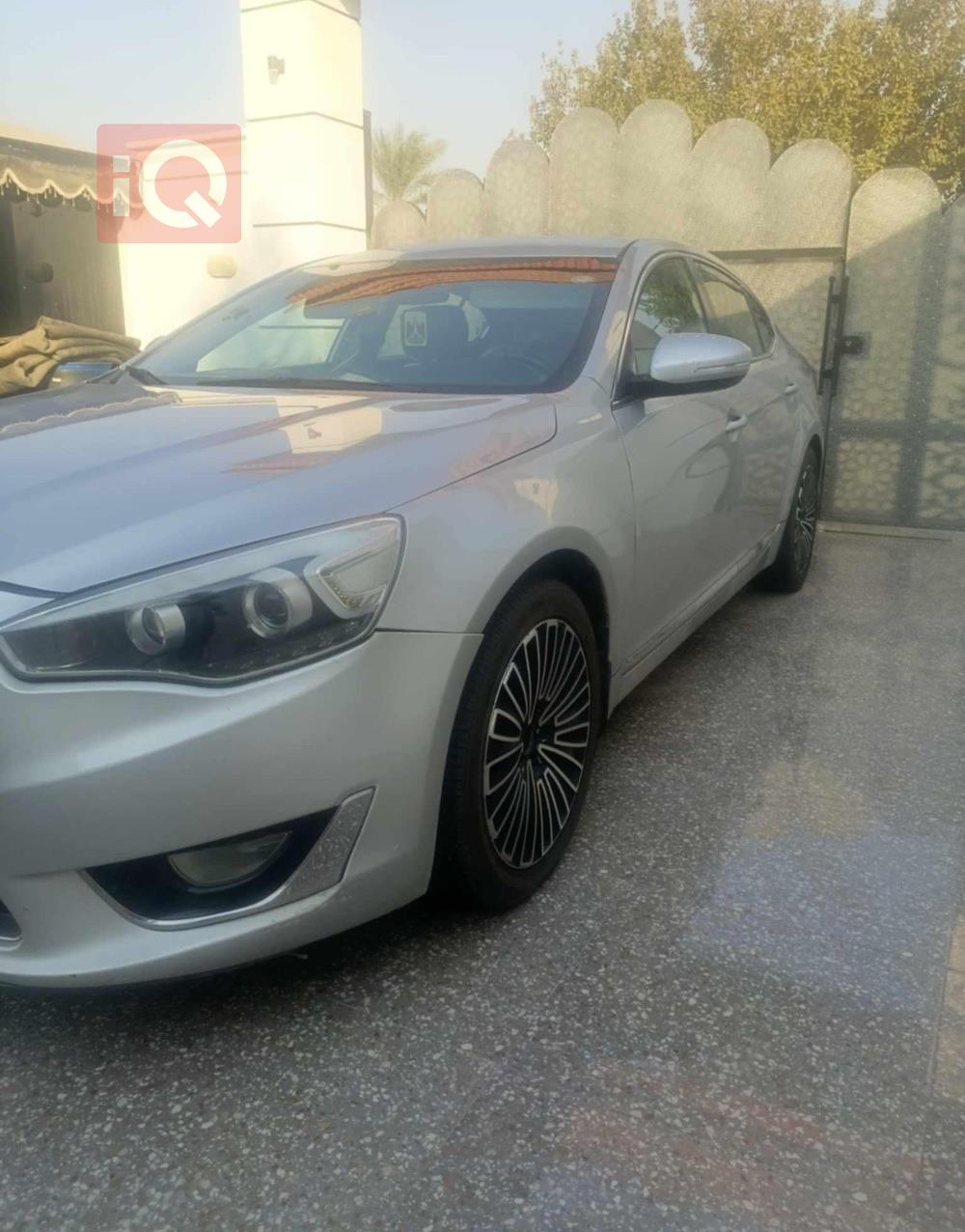 Kia Cadenza